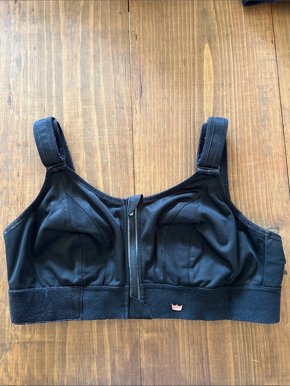 SHEFIT LUXE Black Front-Zip High-Support Sports Bra